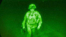 Fotografia e momenteve të fundit të ushtarëve amerikanëve që lënë Afganistanin