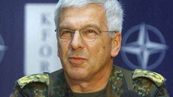Vdiq ish-komandanti trupave të KFOR-it në Kosovë, gjenerali Reinhardt