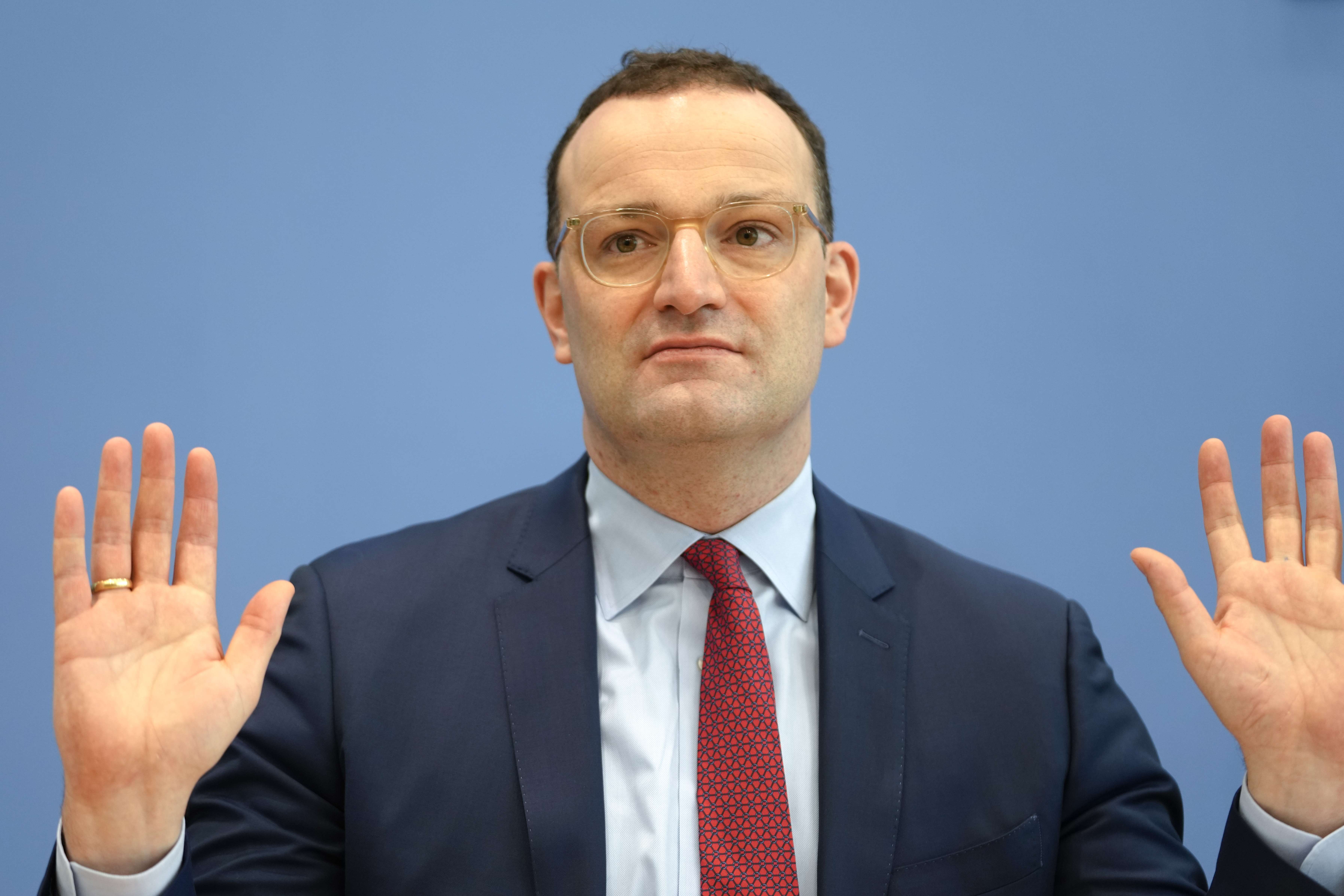 Ministri në largim i Gjermanisë bën thirrje për izolim të të pavaksinuarve