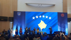 Reagimet e politikanëve pas pensionimit të Majlindës me ceremoni shtetërore