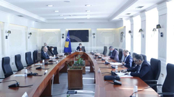 AAK-ja pret që Kuvendi të marrë vendim të hënën për Ligjin për pagat