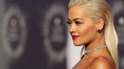 Rita Ora vuan nga sulmet e panikut dhe ankthi, në terapi që nga mosha 17-vjeçare