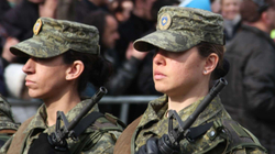Pak gra në uniformë të FSK-së