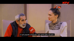 Aktori i famshëm turk lavdëron popullin e Kosovës dhe Vedat Bajramin