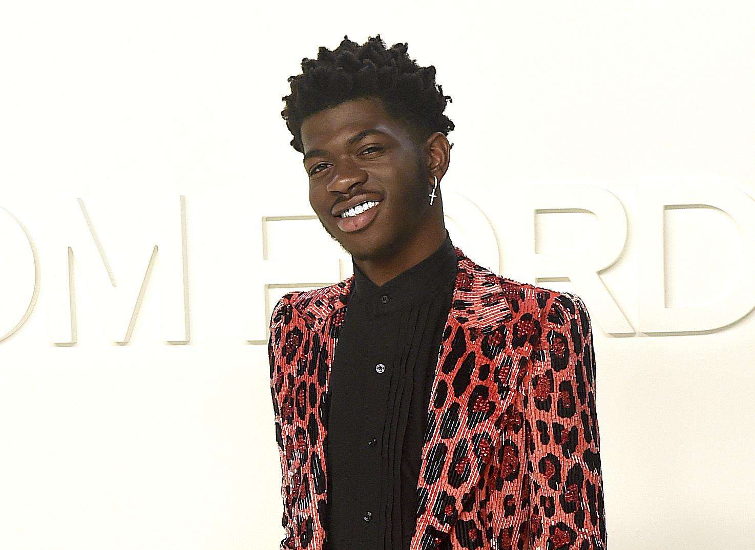Lil Nas X artisti i radhës i prekur nga koronavirusi