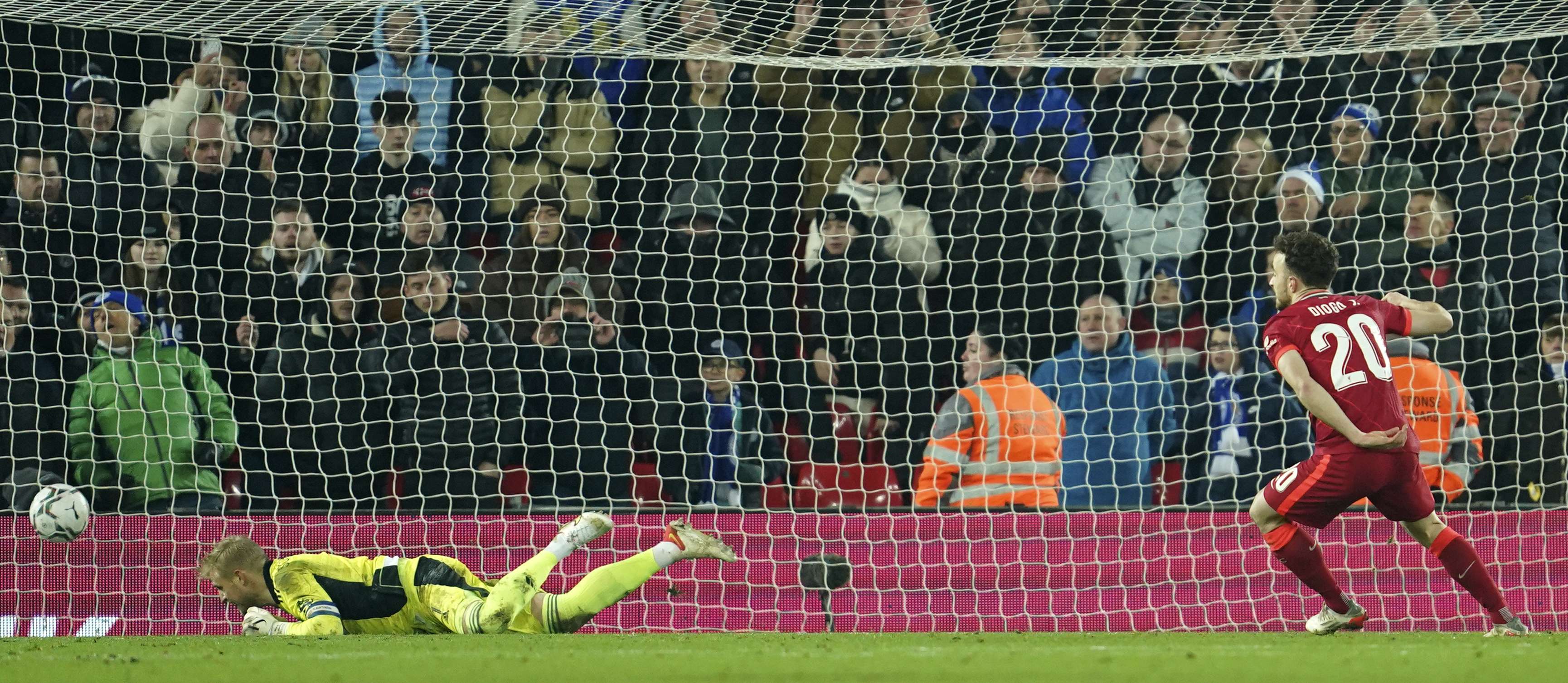 Liverpooli, Tottenhami e Chelsea në gjysmëfinale të League Cup