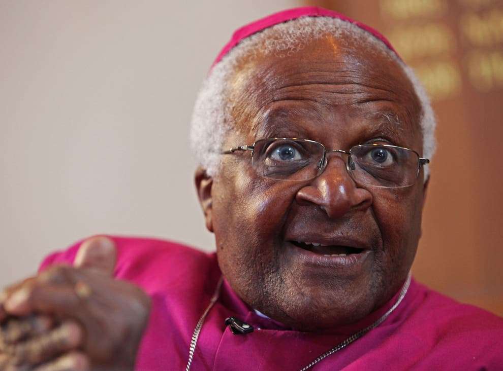 Vdiq në moshën 90-vjeçare kryepeshkopi i Afrikës së Jugut, Desmond Tutu