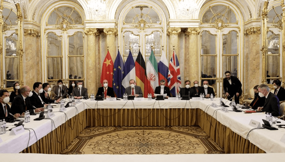 Zyrtarët iranianë dhe rusë japin shpresë për bisedimet bërthamore