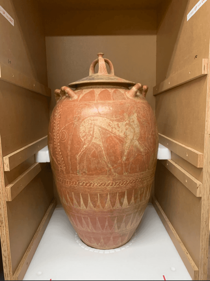 SHBA-ja ia kthen Italisë 200 artefakte të kontrabanduara