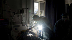 Tre të vdekur në një spital të Ukrainës nga një zjarr që përfshiu ndërtesën