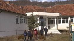 Në shkollën e Dabishevcit mësimi po mbahet pa ngrohje