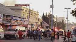 Pesë të vdekur në sulmin në një hotel në Somali