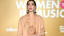 Dua Lipa paralajmëron muzikë të re