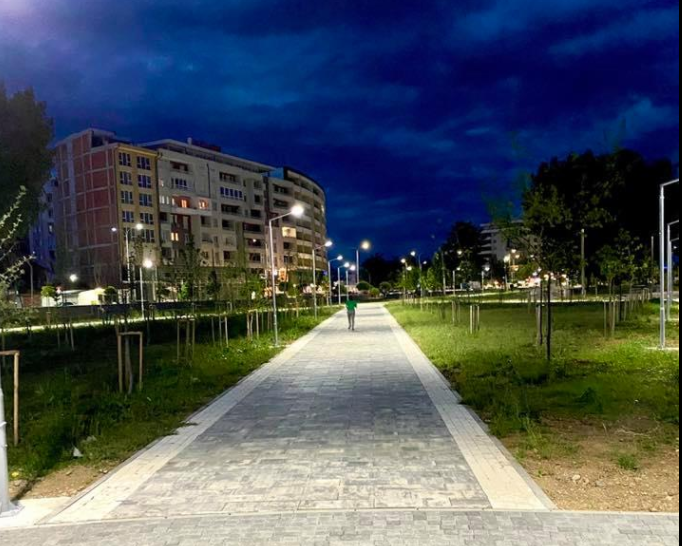 Nënshkruhen tri marrëveshje në fushën e mjedisit në Gjakovë