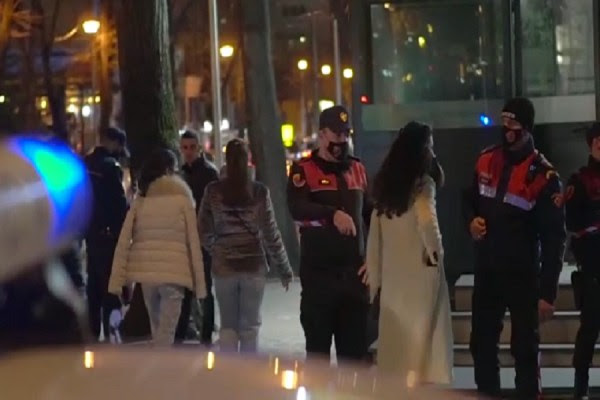 Shqipëria shtrëngon masat antiCOVID, nga nesër pritet kufizim i lëvizjes