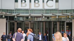 Kina i vë bllokadë BBC-së, pas kritikave rreth pandemisë e ujgurëve