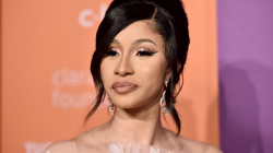 Cardi B thotë se meshkujt duhet të shpenzojnë më shumë për Shën Valentin