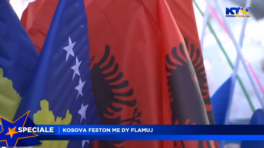 Kosova feston me dy flamuj