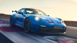 Shpaloset Porsche 911 GTR i ri me 503 kuajfuqi