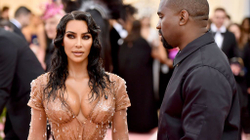 Kim Kardashian thotë se Kanye West e mësoi se si të kishte besim në vete