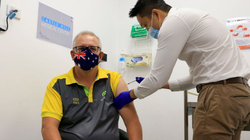 Në Australi fillon fushata e vaksinimit anti-COVID, kryeministri vaksinohet