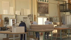 Përpunuesit e drurit ankohet për kufizim të eksportit shkaku i vizave