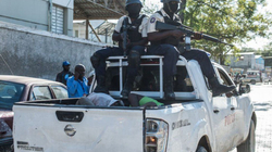 Qindra të burgosur arratisen nga një burg në Haiti