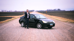 Si të shisni një Ford Focus të vjetër: Videoja e amerikanit u bë virale