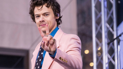 Harry Styles në bashkëpunim me aktoren Phoebe Waller-Bridge për këngën e re