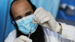 Izraeli miraton vaksinën tjetër, në janar synon t’i vaksinojë të gjitha grupet e ndjeshme