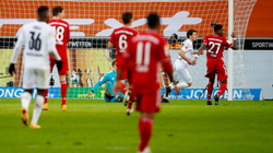 Gladbachu përmbys Bayernin për t’ia rrezikuar kreun e tabelës