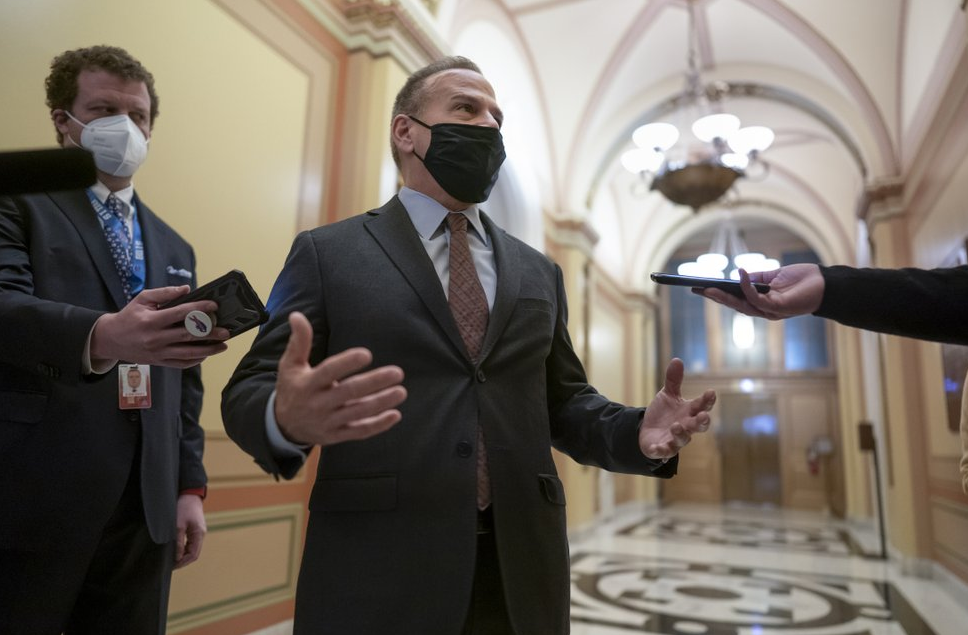 Shtëpia e Bardhë po synon të dëbojë sa më shpejt Trumpin nga zyra