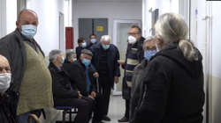 Banorët e veriut të Kosovës po marrin dozën e dytë të vaksinës në Rashkë