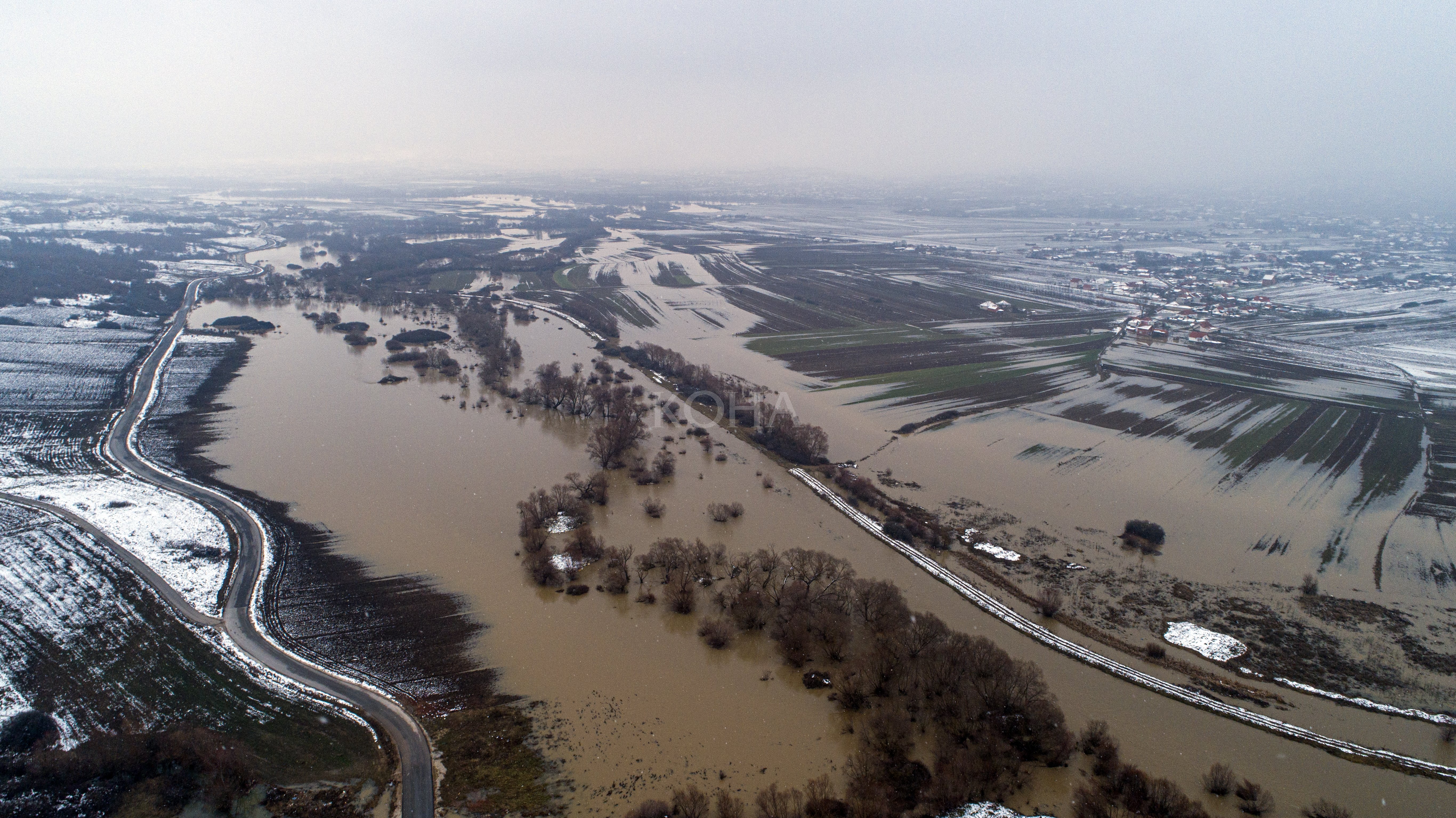 Foto: Besart Ujkani & Arben Llapashtica \ KOHA