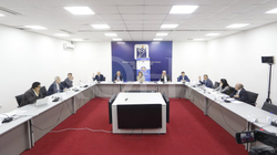 Numri i Kurtit mbetet i zbrazët, ndryshimin e listës s’e bëjnë as AAK e Nisma