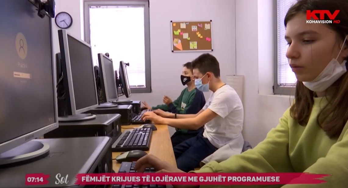 Fëmijët krijues të lojërave me gjuhët programuese