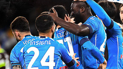 Napoli me fitoren në goleadën ndaj Spezias arrin gjysmëfinalen e Kupës