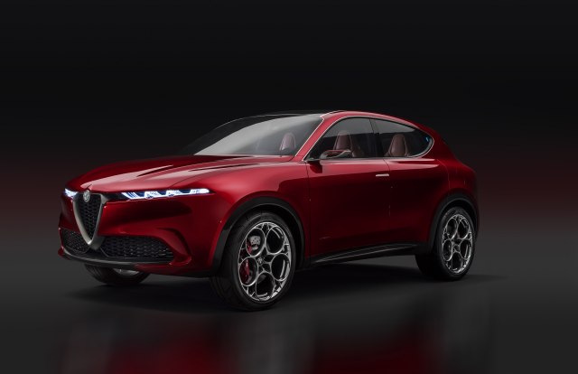 Alfa Romeo Tonale, vetura e vitit 2021 sipas lexuesve të revistës “What Car”
