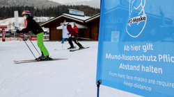 Austria kap 96 turistë të huaj duke thyer masat në një resort skijimi 