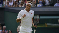 Federer, tenisti më i vjetër që kualifikohet në raundin e tretë
