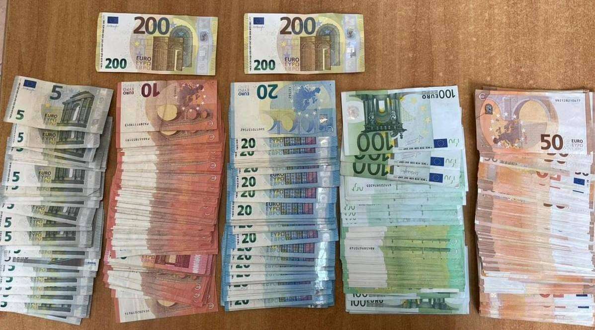 Ndalohet në Tiranë një kosovar 37-vjeçar, nuk i deklaroi 15 mijë euro