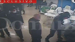 Burgjet italiane nën hetime pas publikimit të pamjeve ku shihen rojet duke rrahur të burgosurit