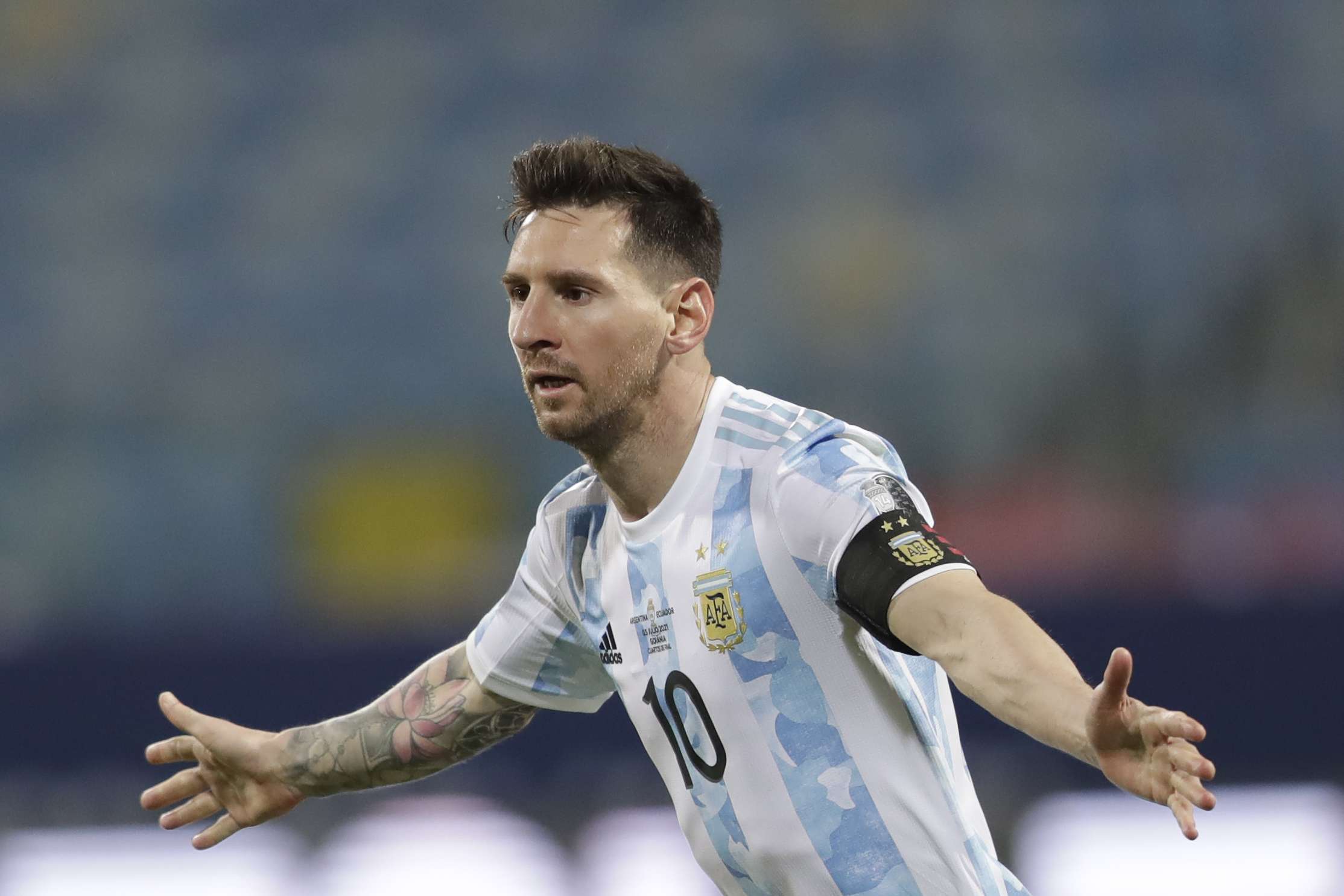 Messi shkëlqen, Argjentina në gjysmëfinale
