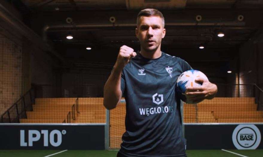 Podolski kalon te skuadra e dytë më e suksesshme në Poloni