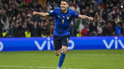 “Radio Jorginho” i bëri italianët të festojnë dhe ëndërrojnë trofeun