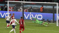 Kane komenton golin nga penalltia ndaj Danimarkës
