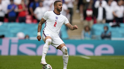 Kyle Walker është pjekur dhe shndërruar në mbrojtësin kryesor të Anglisë