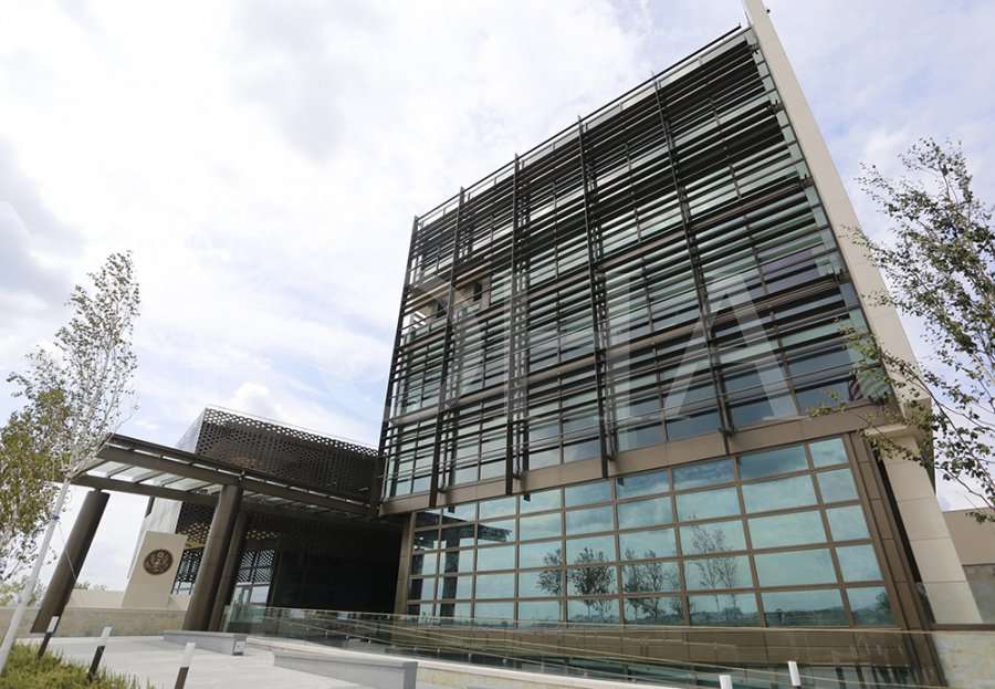 Ambasada amerikane: Personat e zhvendosur mund të kthehen në Kosovë