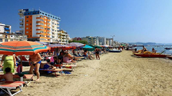 Turisti nga Serbia mbytet në det në Durrës