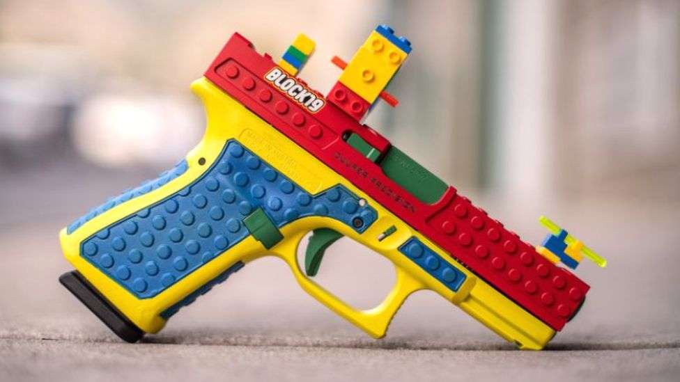 Le nouveau pistolet Glock qui ressemble à un jouet d'enfant 